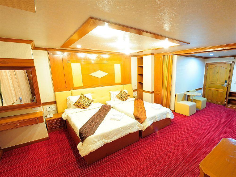 Oyo 796 Paradise Sukhumvit Hotel Bangkok Extérieur photo