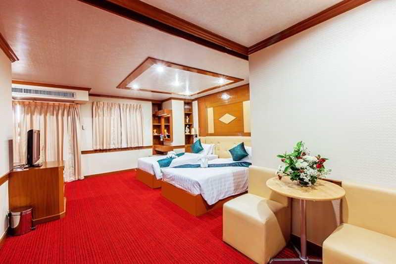 Oyo 796 Paradise Sukhumvit Hotel Bangkok Extérieur photo