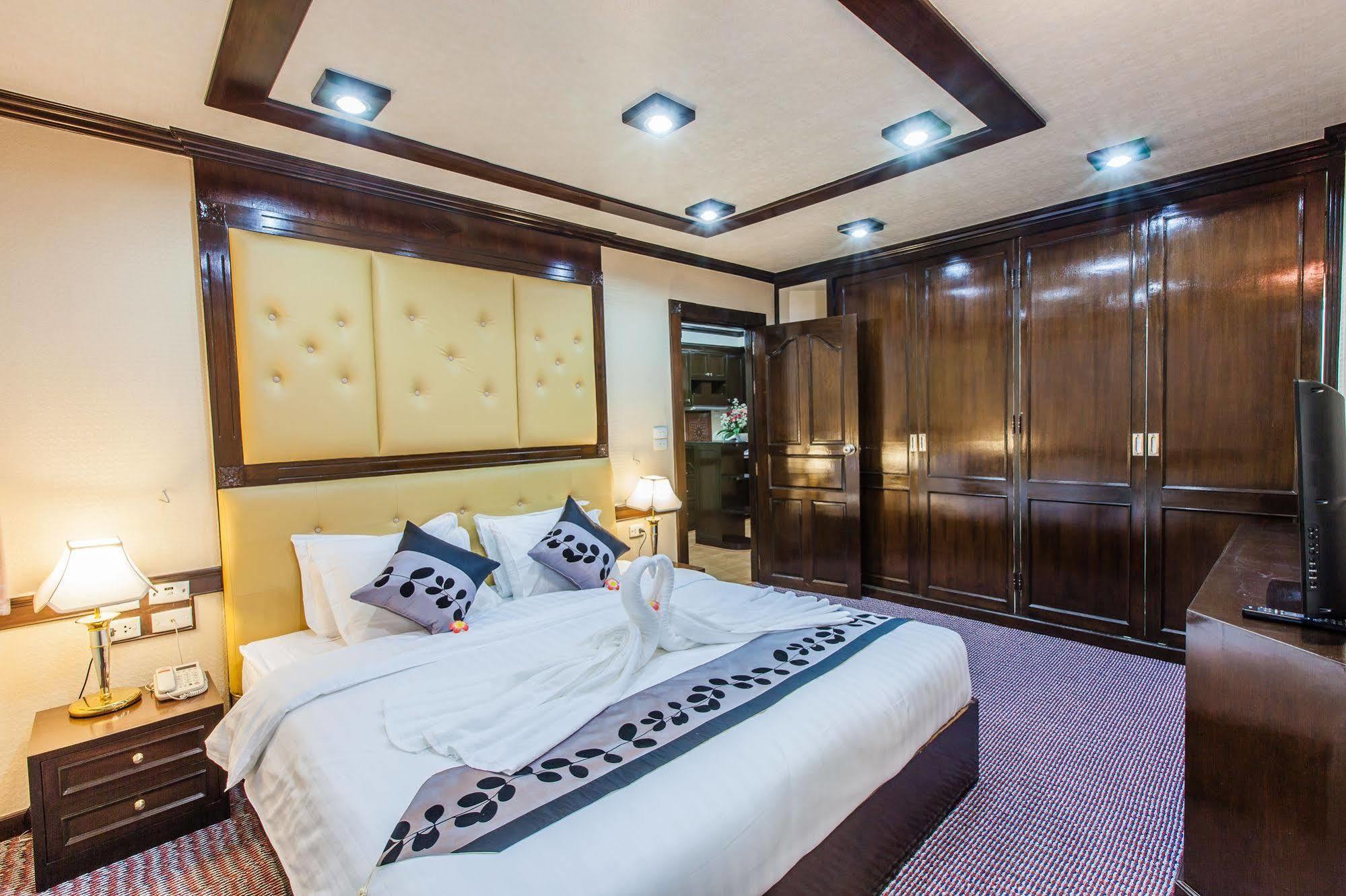 Oyo 796 Paradise Sukhumvit Hotel Bangkok Extérieur photo
