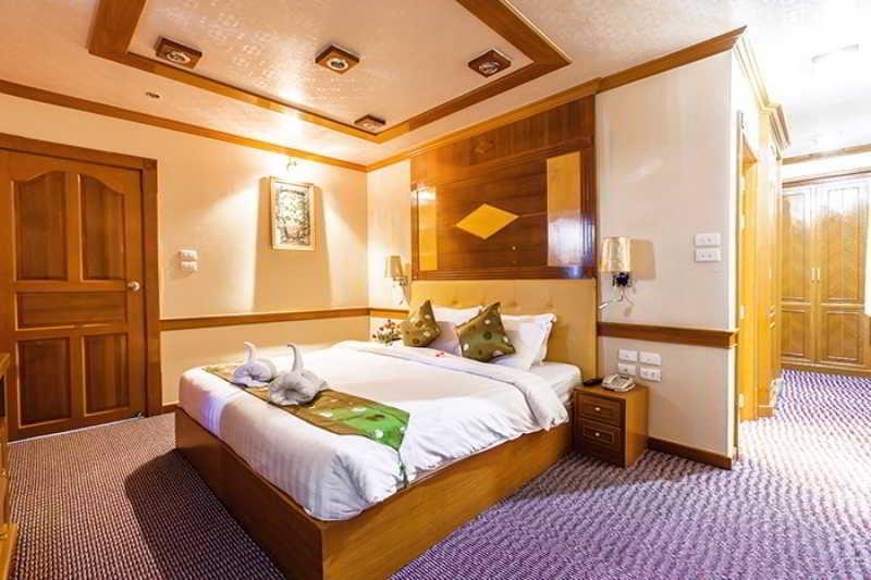 Oyo 796 Paradise Sukhumvit Hotel Bangkok Extérieur photo
