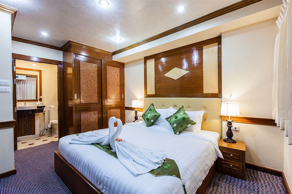 Oyo 796 Paradise Sukhumvit Hotel Bangkok Extérieur photo