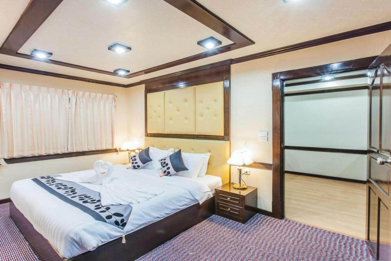 Oyo 796 Paradise Sukhumvit Hotel Bangkok Extérieur photo