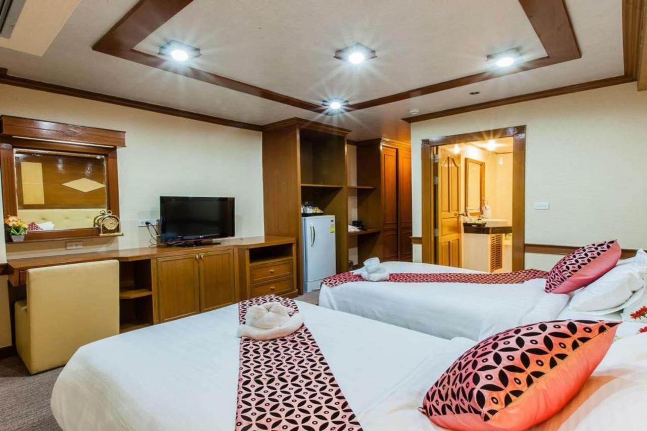Oyo 796 Paradise Sukhumvit Hotel Bangkok Extérieur photo